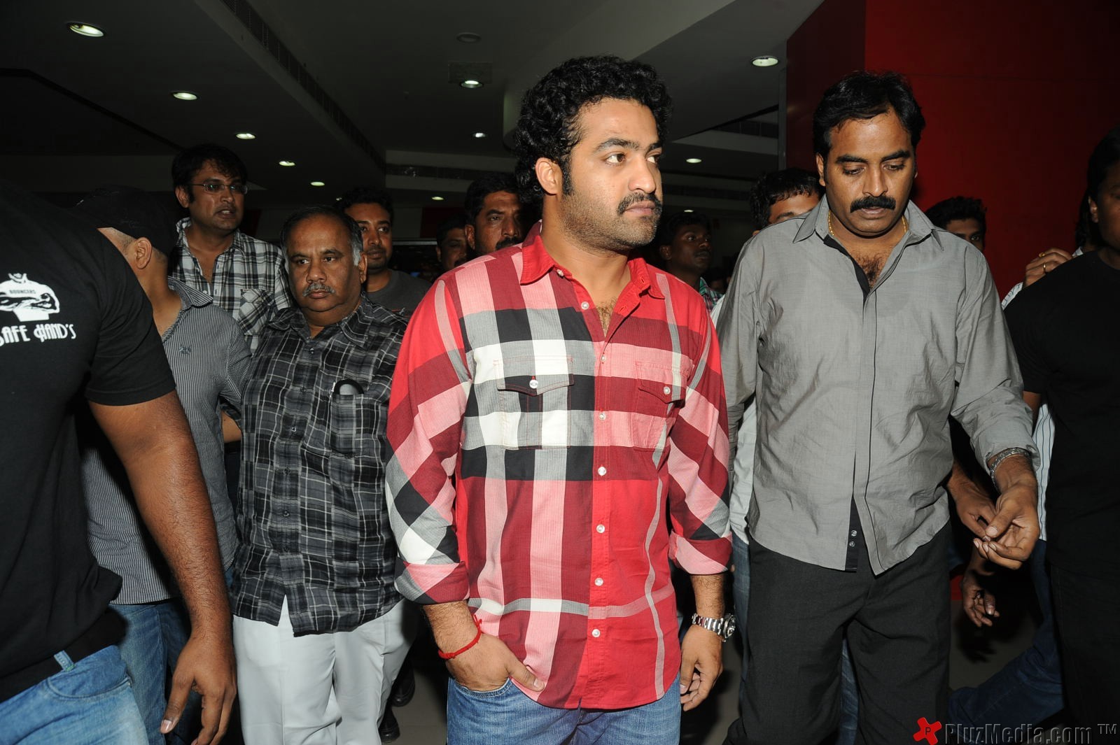 Jr NTR at Oosaravelli Specital Show - Pictures | Picture 96345